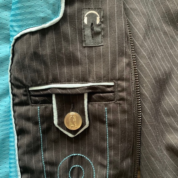 Lakers Team Issued adidas Dress Code Jacket - Picture 7 of 7